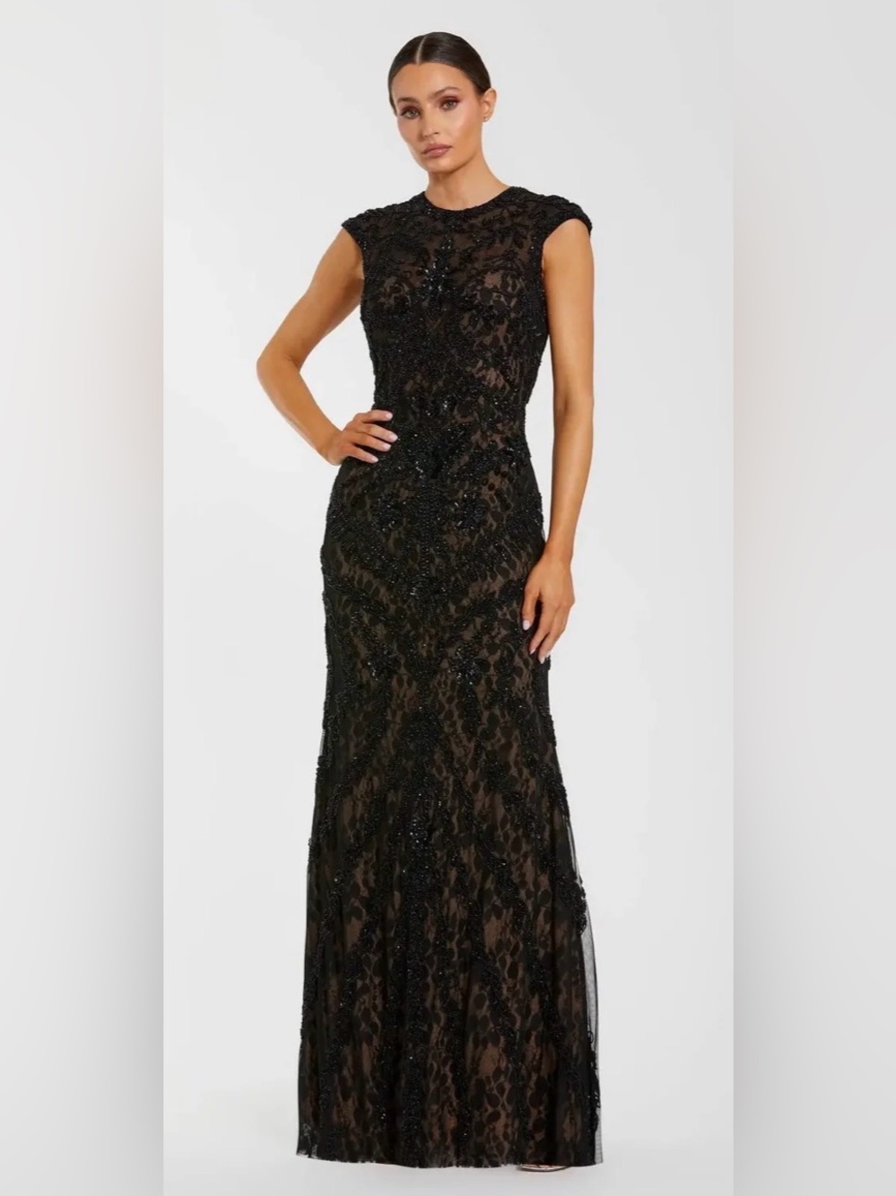 New with tags! Mac Duggal Black Embellished Lace Cap Sleeve Evening Gown